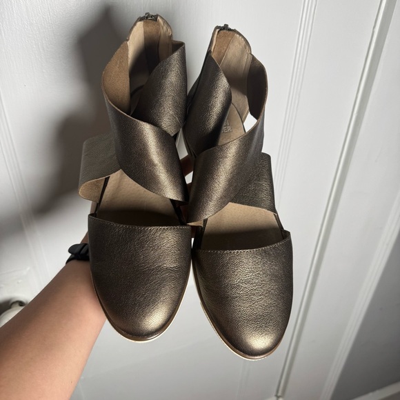Eileen Fisher Closed Toe Women’s Sport Platform Sandal In Metallic Bronze Size 8 - Picture 5 of 11